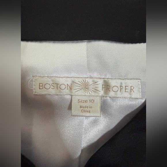Boston Proper Elegant White and Black blazer size 10 - Picture 2 of 6